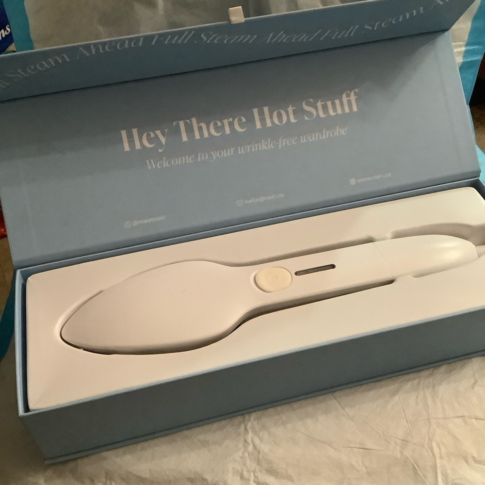 NORI Press Handheld Steam Iron White N2-1WH 24-0719 NEW OPEN BOX - Picture 7 of 15